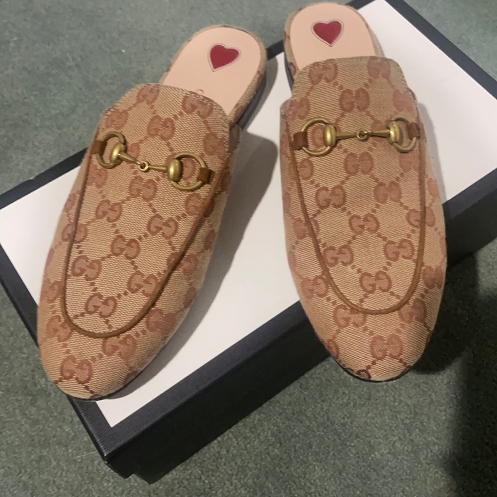 Gucci canvas mule